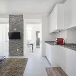 شقة Bright Modern In Center With Ac